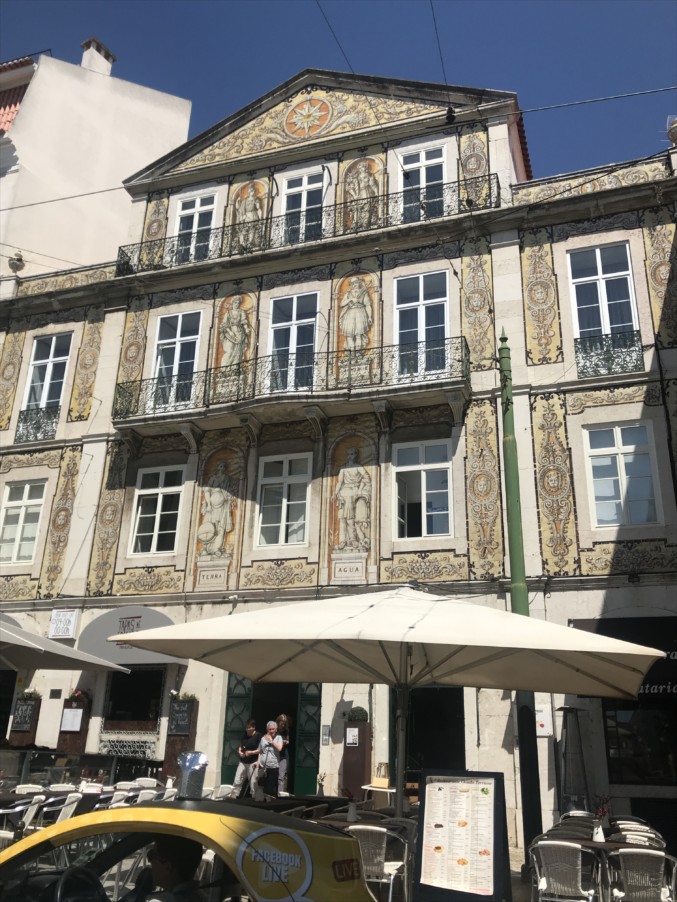 Lisbon Delights - A new colourful adventure. 6 Lisbon - 4E518D01 7859 44D8 8464 DD4EECD44BD8